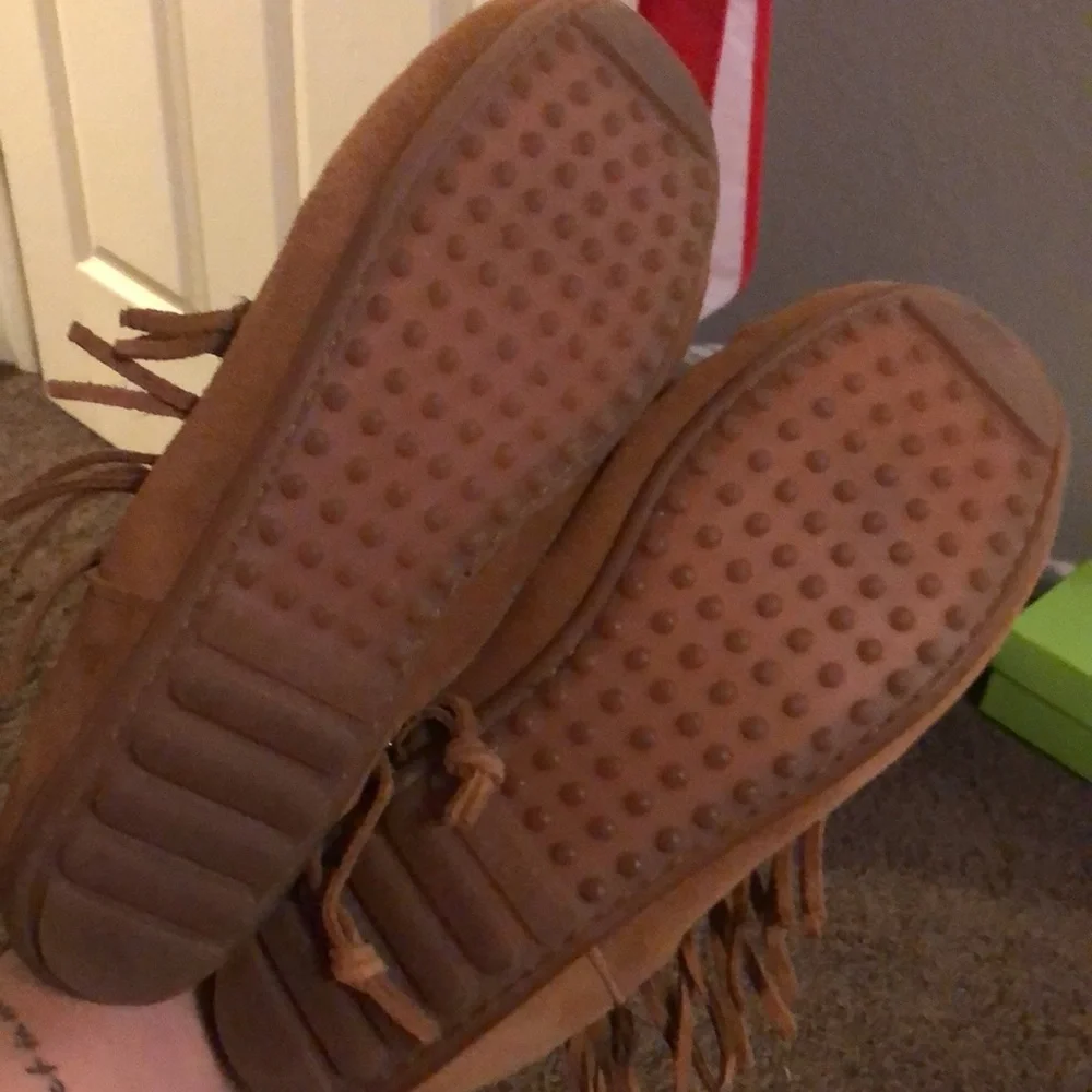 Minnetonka leather fringe booties - Picture 7 of 7